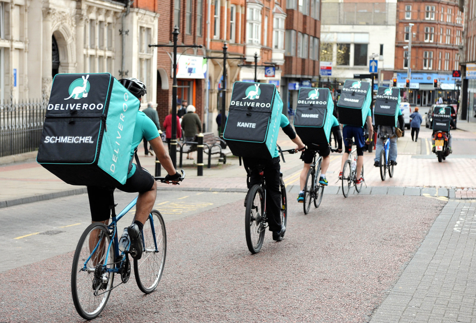 Dennis Radtke criticises Deliveroo contracts