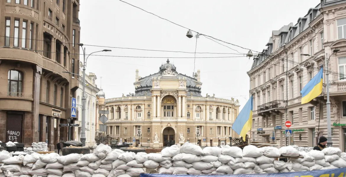 Odesa Braces for attack from Russia