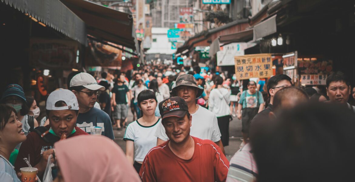 Photo by Lisanto 李奕良 on Unsplash