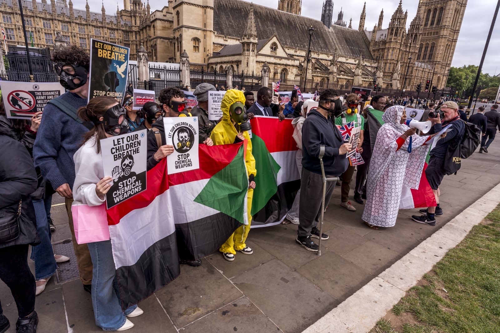 Human Rights Without Frontiers - Sudan chemical weapons protests in London